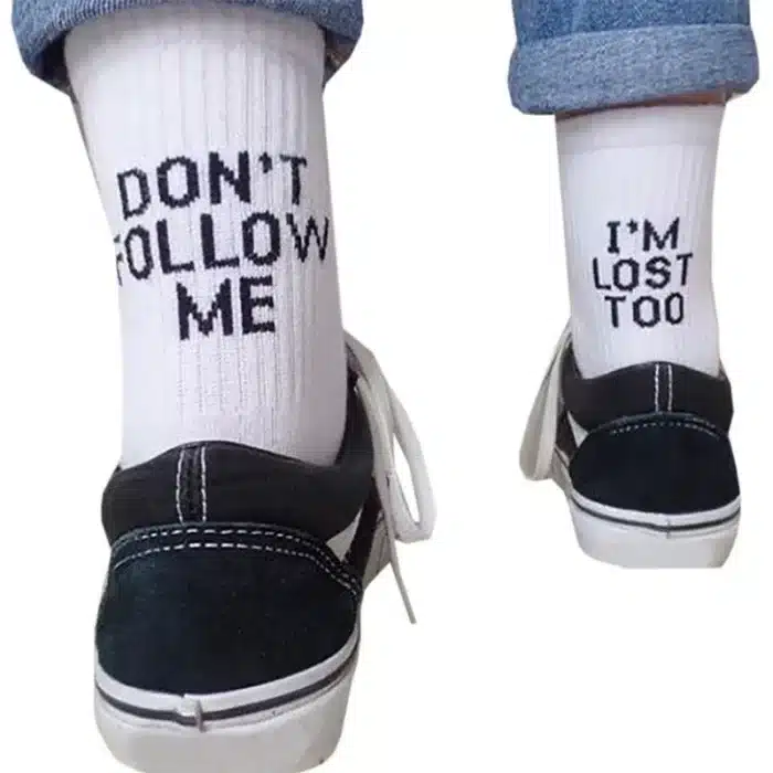 Chaussettes Don't follow me i'm lost too 1