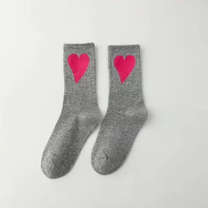 Chaussettes femme coeur noires 9
